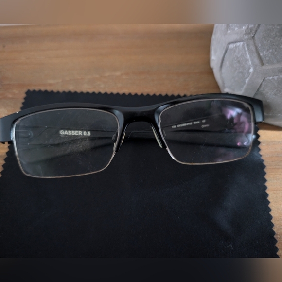 OAKLEY GASSER 0.5 OX5088-0254 139mm G325 - Picture 8 of 11